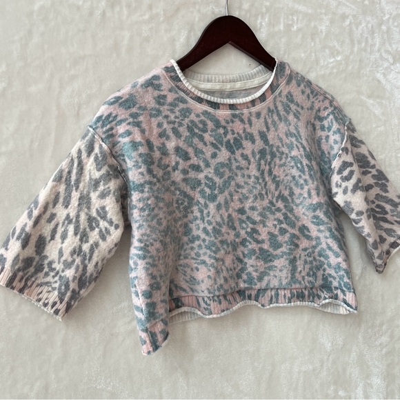 Size Small Maeve Anthropologie Brushed Cashmere Boxy Crop Sweater Cheetah Print - Picture 5 of 10